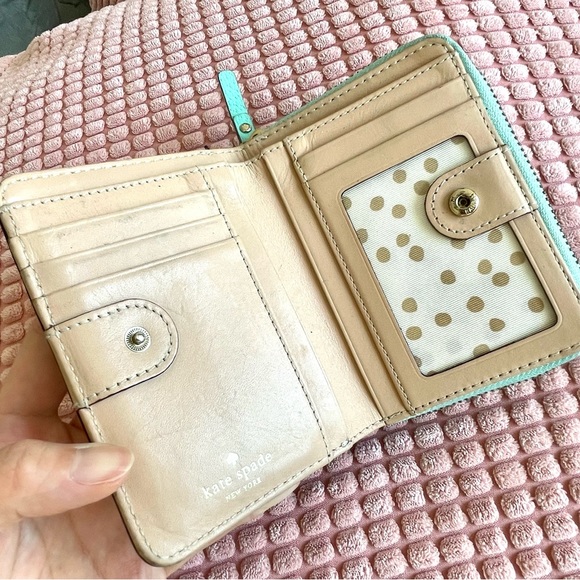 Kate Spade zipper wallet - Picture 4 of 8